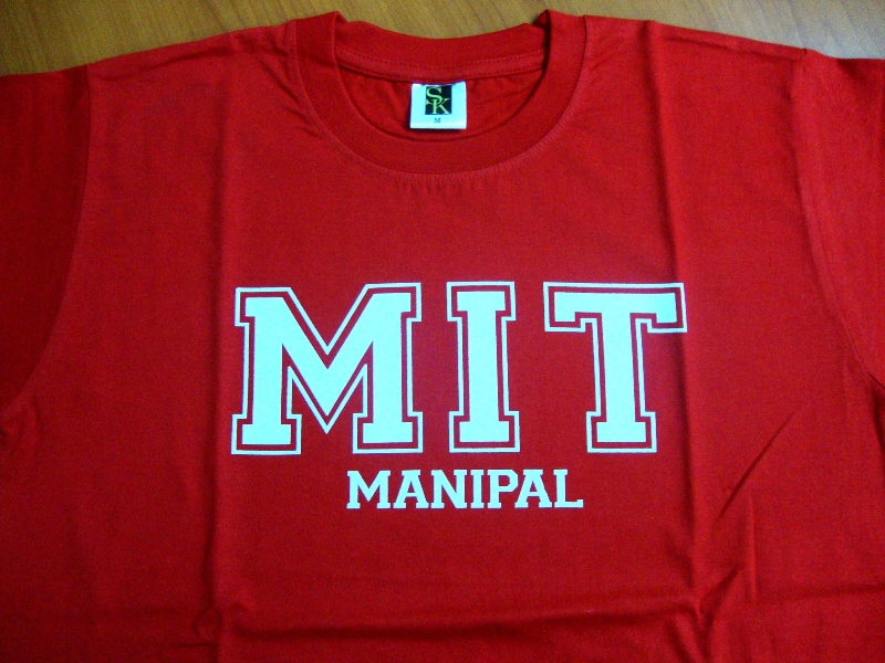 college tshirt with printing